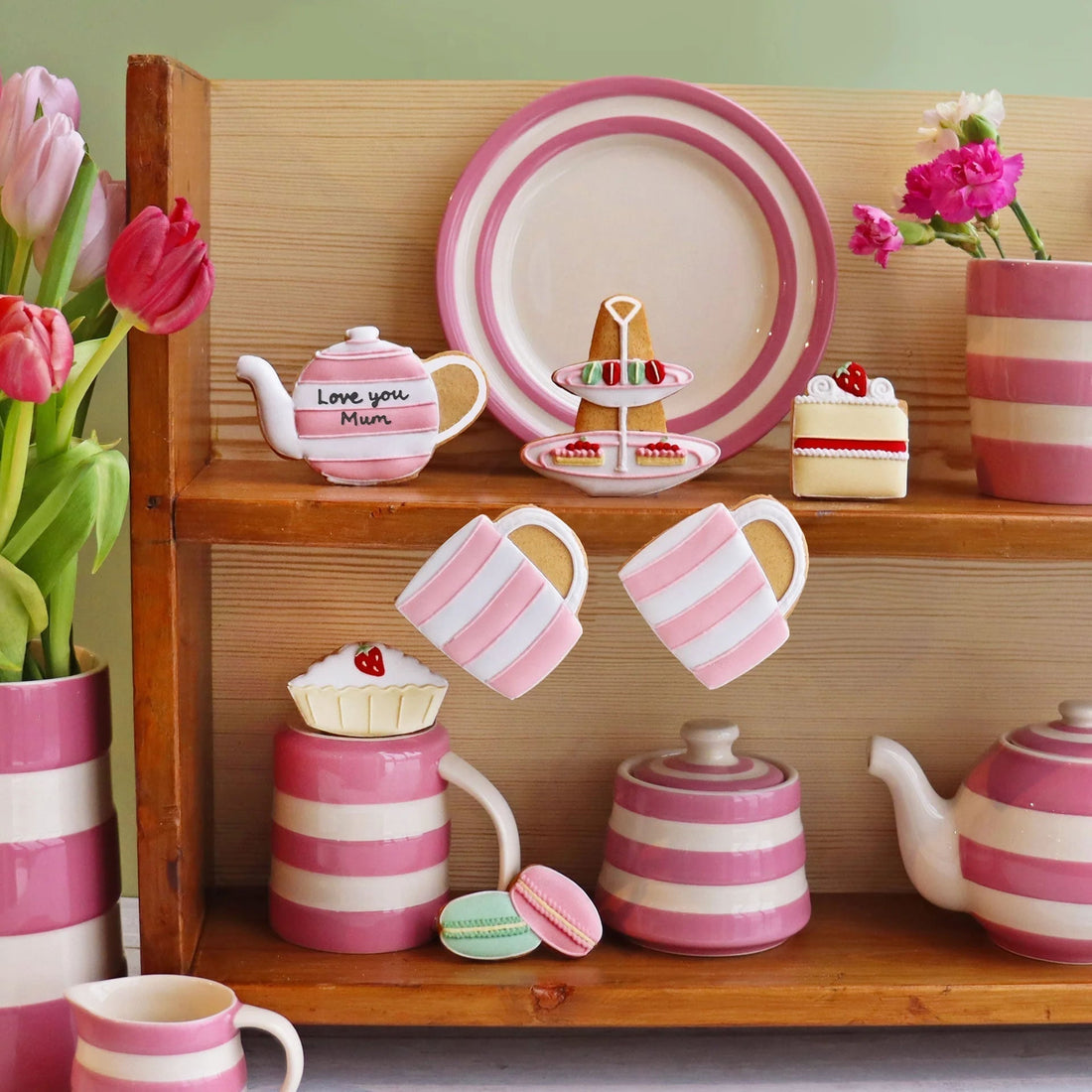 Because Ordinary Just Won’t Do: Thoughtful Mother’s Day Gifts She'll Adore - Biscuiteers