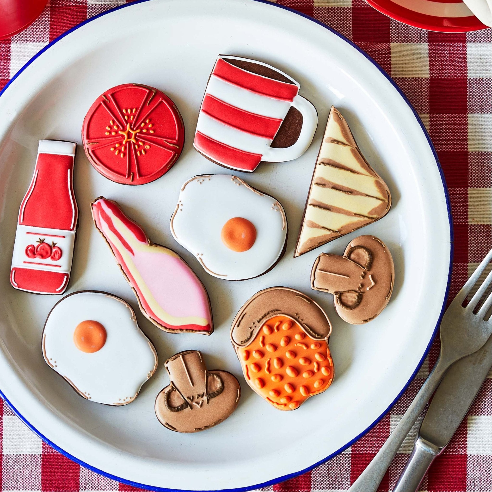 Father's Day Big Breakfast Tin by Biscuiteers: bacon, sausages, tea mug biscuits for a perfect Father's Day gift.