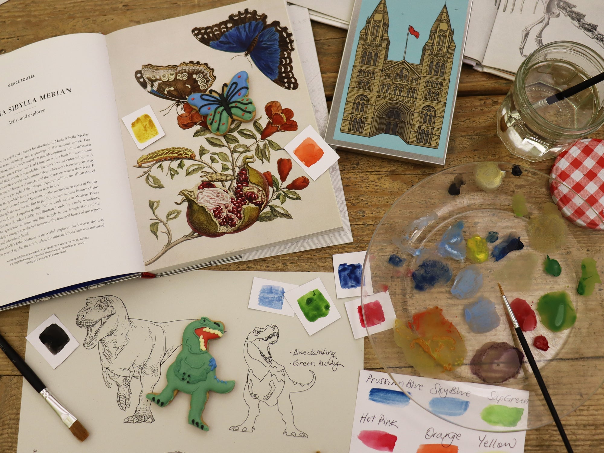 Biscuiteers x Natural History Museum summer collection: hand-iced dinosaur biscuits, perfect for personalised gifts.