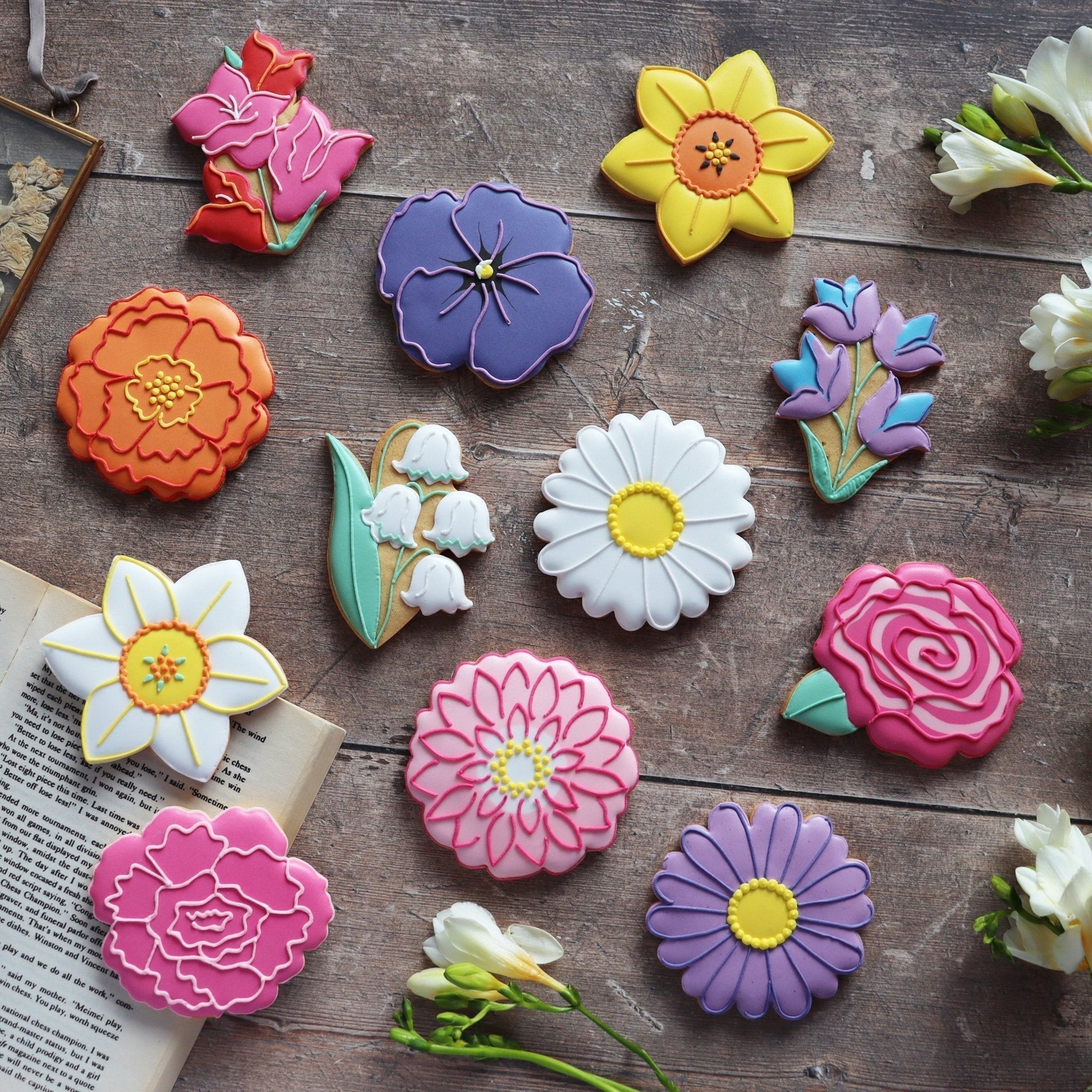 How to make professional looking iced cookies - Biscuiteers