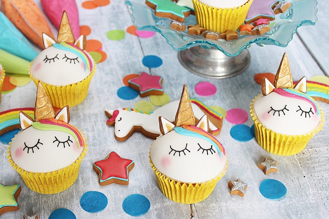 Unicorn Biscuit Box by Biscuiteers: colorful, magical unicorn-themed cookies, perfect for gifts and celebrations.
