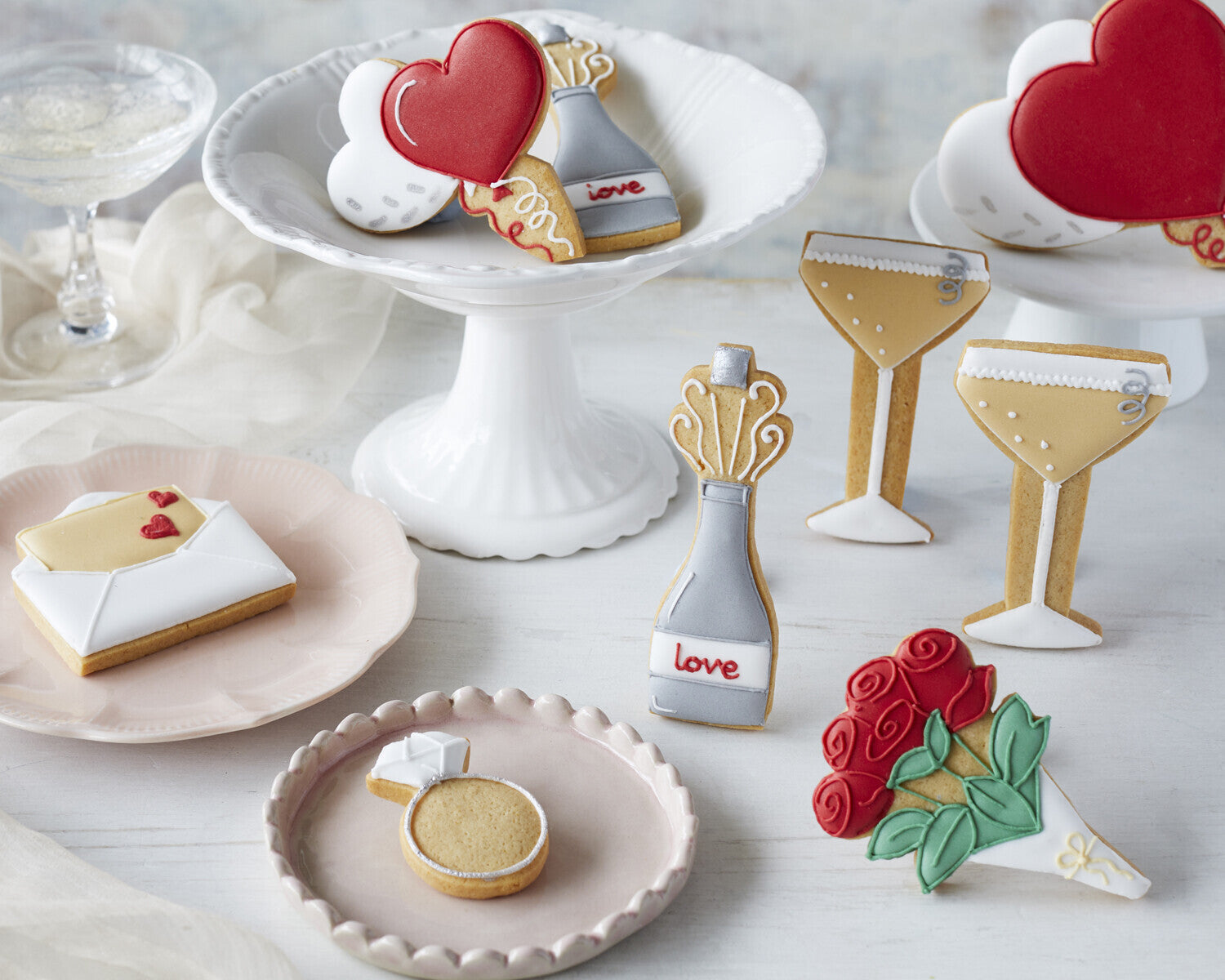 Hand-iced Engagement Gift Box with personalized biscuits, perfect biscuit tin gift for newly engaged couples.