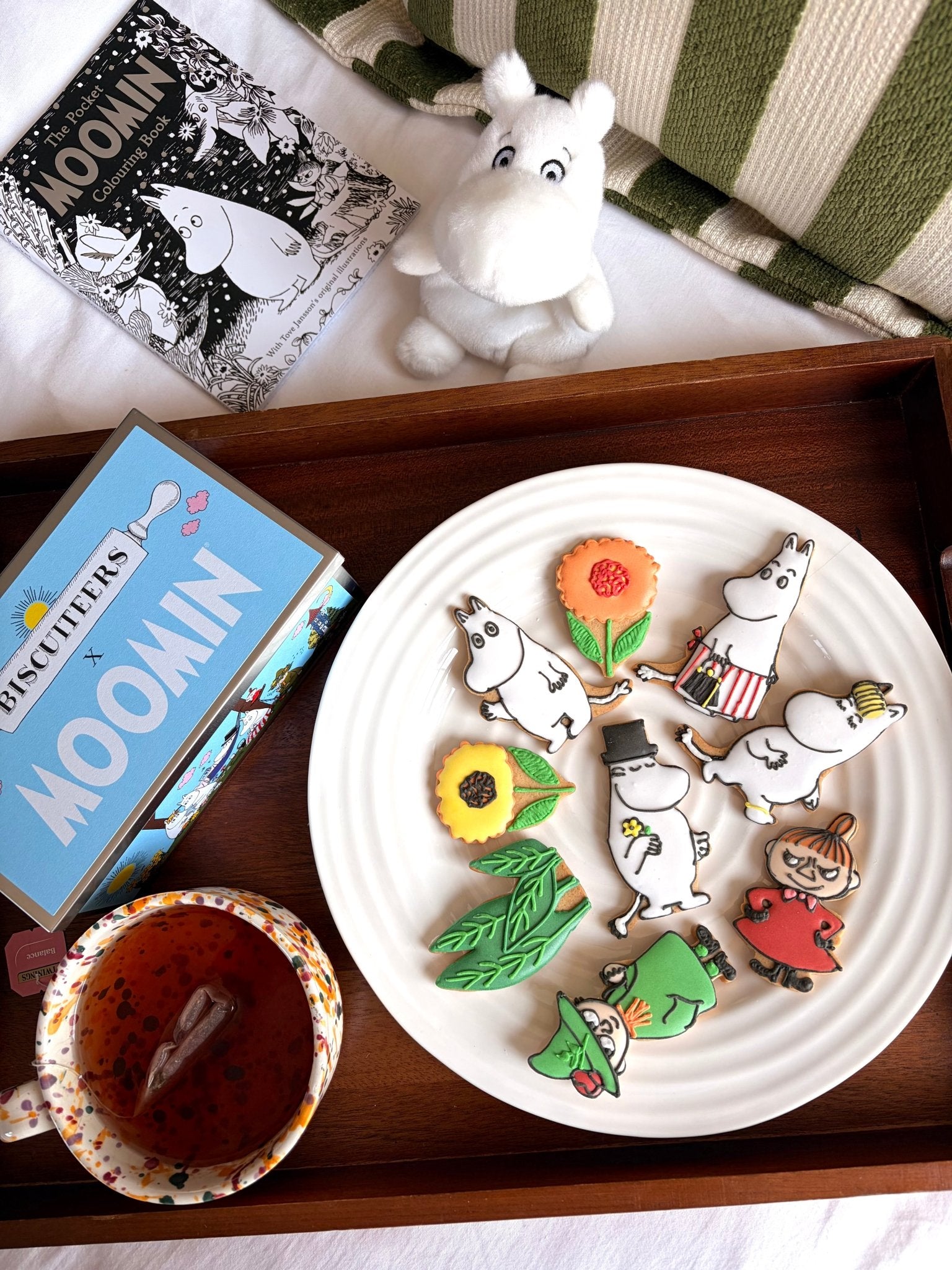 Moomins Biscuit Tin - Biscuiteers