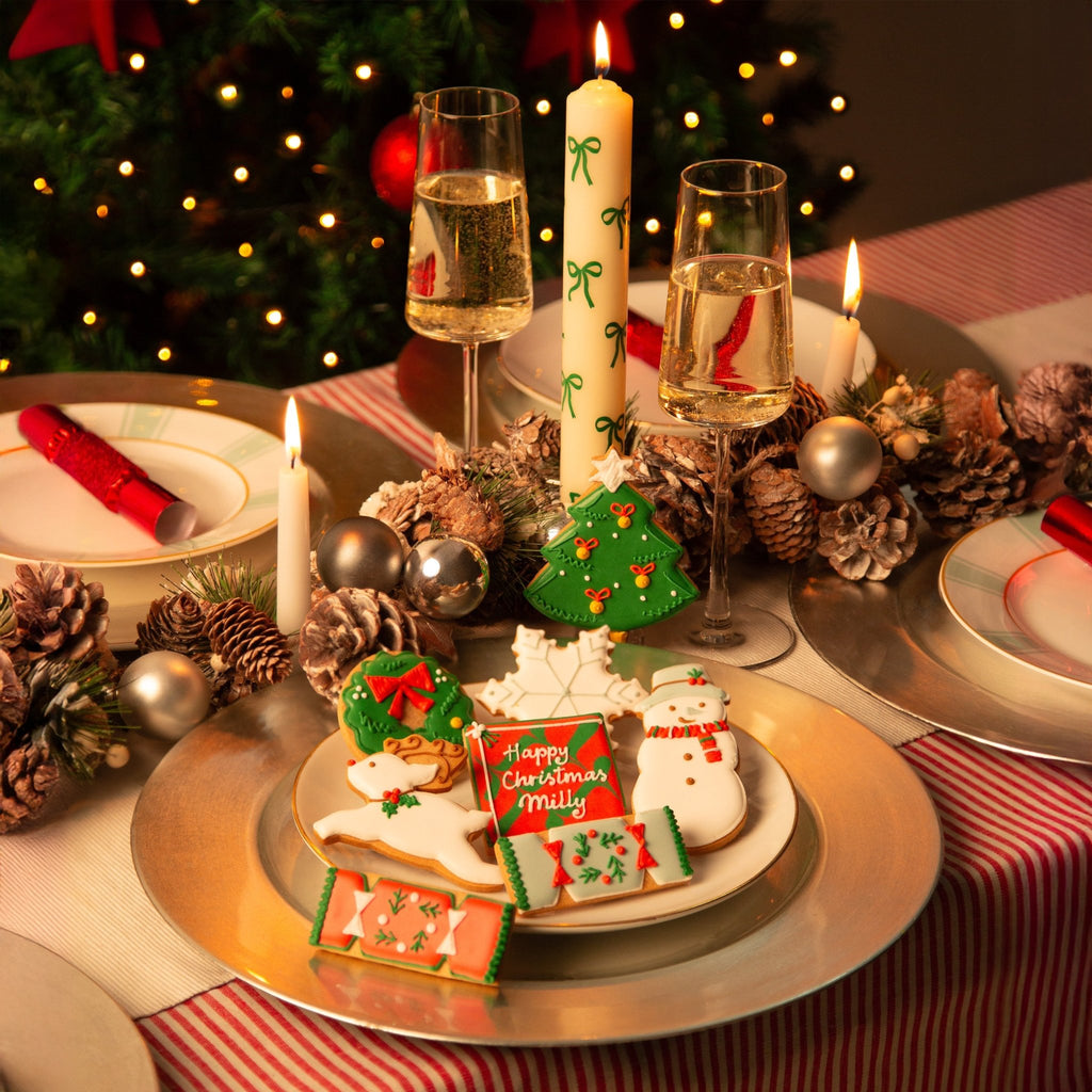 Personalised Gingerbread Merry & Bright Biscuit Tin - Biscuiteers