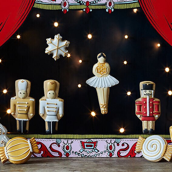 School of Icing Class - Biscuiteers