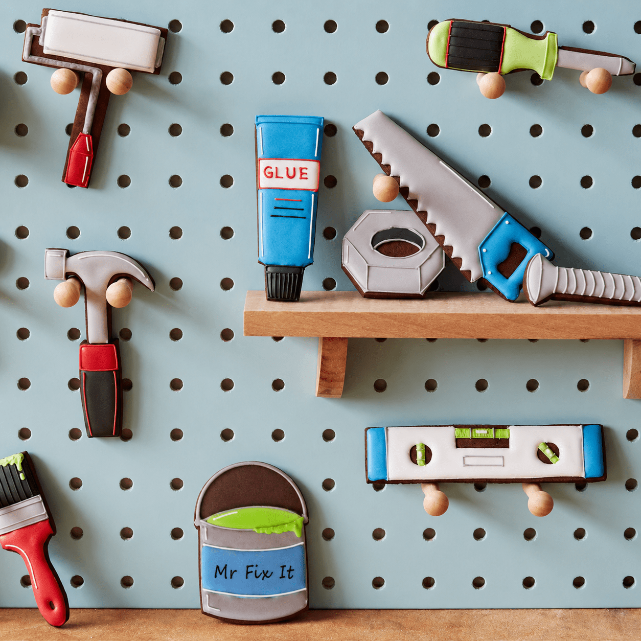 Tool Kit Biscuit Tin - Biscuiteers